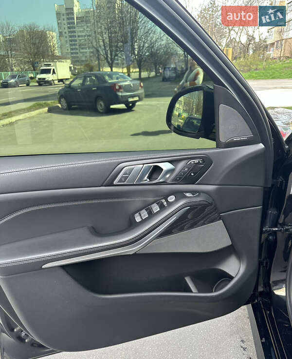 Внедорожник / Кроссовер BMW X7 2019 в Одессе