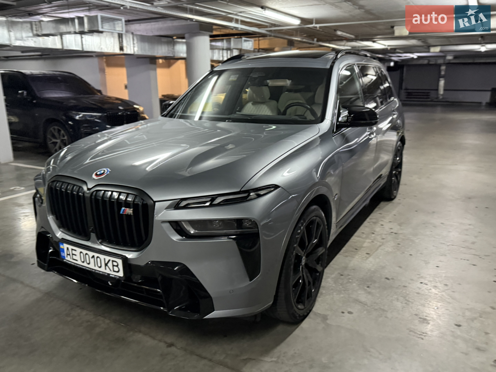 2022 BMW X7 - фото 1