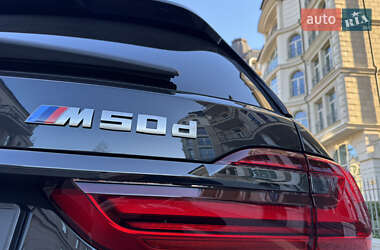 Внедорожник / Кроссовер BMW X7 2021 в 