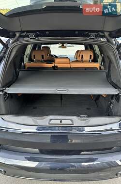 Внедорожник / Кроссовер BMW X7 2021 в 