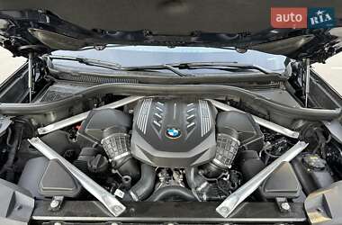 Внедорожник / Кроссовер BMW X7 2021 в 