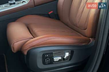 Позашляховик / Кросовер BMW X7 2024 в 