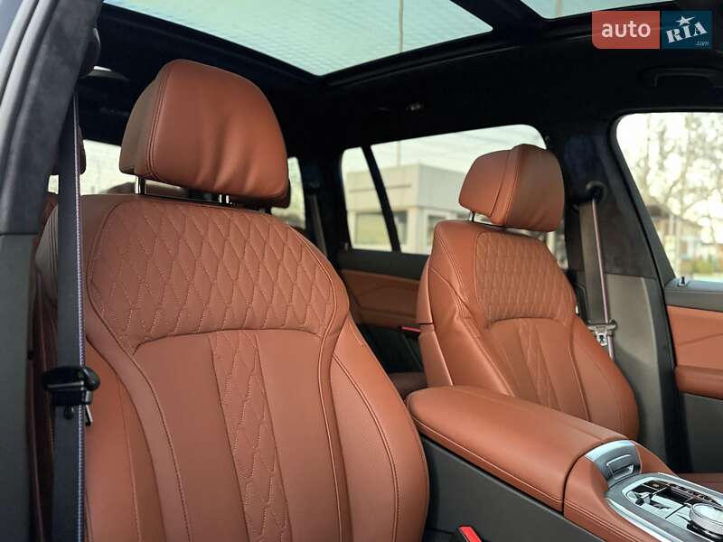 Позашляховик / Кросовер BMW X7 2024 в Одесі