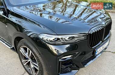 Внедорожник / Кроссовер BMW X7 2021 в 