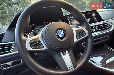 Внедорожник / Кроссовер BMW X7 2021 в 