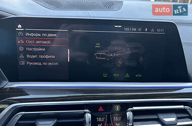 Внедорожник / Кроссовер BMW X7 2019 в 
