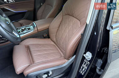 Внедорожник / Кроссовер BMW X7 2023 в 