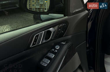 Внедорожник / Кроссовер BMW X7 2023 в 
