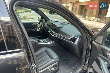 Внедорожник / Кроссовер BMW X7 2022 в 