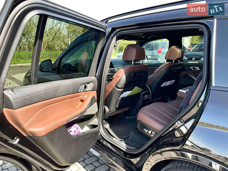 Внедорожник / Кроссовер BMW X7 2020 в Львове