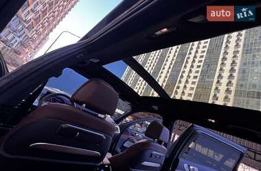 Позашляховик / Кросовер BMW X7 2024 в 