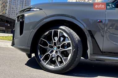 Позашляховик / Кросовер BMW X7 2024 в 