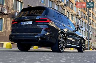 Позашляховик / Кросовер BMW X7 2024 в 