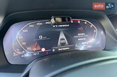Внедорожник / Кроссовер BMW X7 2022 в 