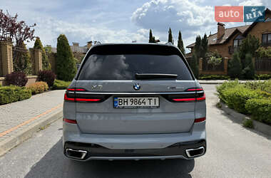 Внедорожник / Кроссовер BMW X7 2023 в 