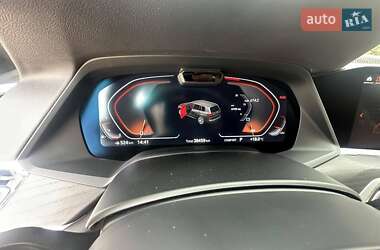 Позашляховик / Кросовер BMW X7 2022 в 