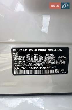 Позашляховик / Кросовер BMW X7 2022 в 