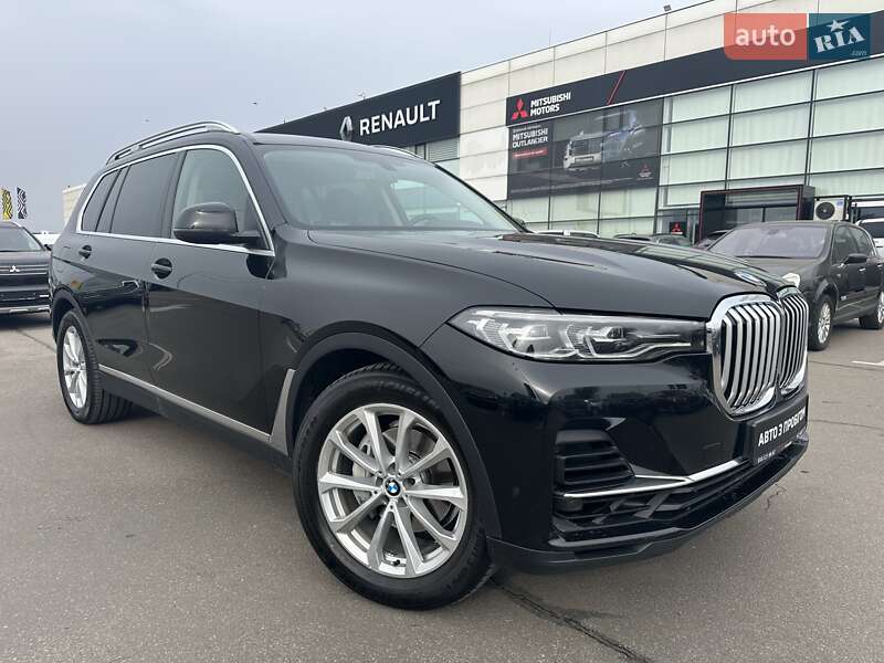 BMW X7 2021