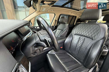 Внедорожник / Кроссовер BMW X7 2019 в 
