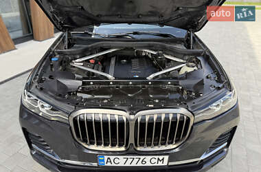 Внедорожник / Кроссовер BMW X7 2019 в 