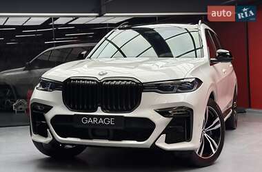Позашляховик / Кросовер BMW X7 2020 в 