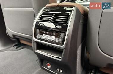 Позашляховик / Кросовер BMW X7 2020 в 