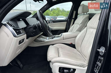 Позашляховик / Кросовер BMW X7 2019 в 