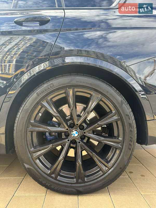 Внедорожник / Кроссовер BMW X7 2019 в Киеве