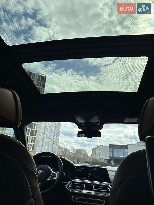 Внедорожник / Кроссовер BMW X7 2019 в Киеве
