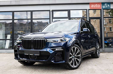 Внедорожник / Кроссовер BMW X7 2022 в Киеве