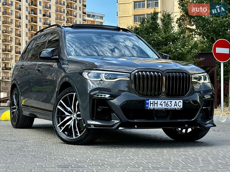Внедорожник / Кроссовер BMW X7 2021 в Одессе