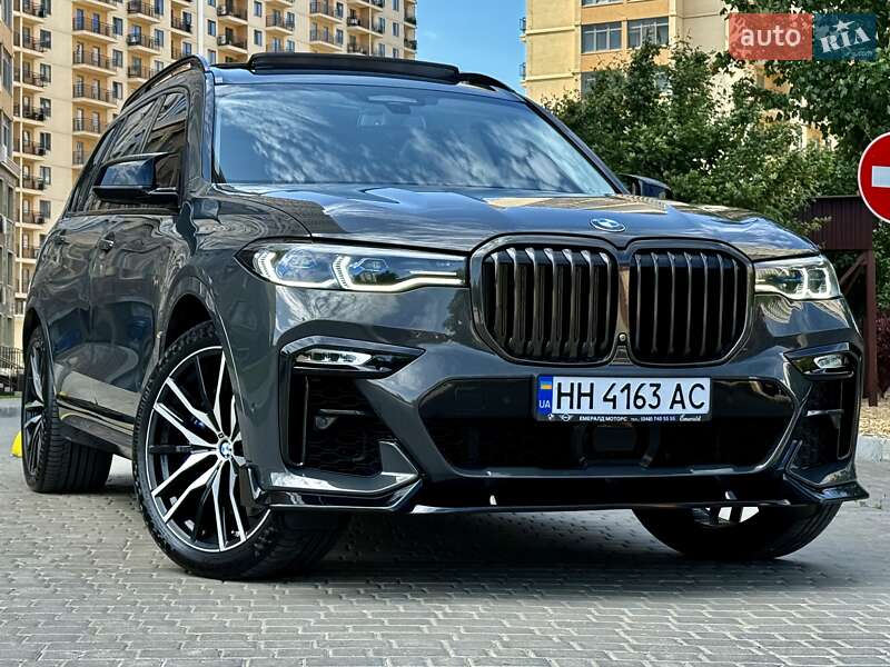 BMW X7 2021