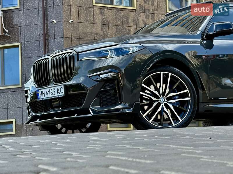 Внедорожник / Кроссовер BMW X7 2021 в Одессе