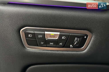 Позашляховик / Кросовер BMW X7 2019 в 