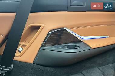 Внедорожник / Кроссовер BMW X7 2020 в 