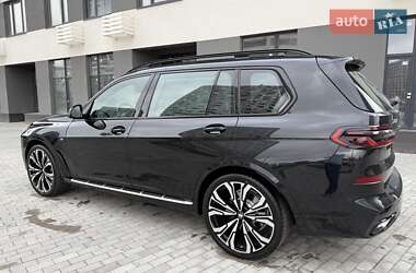 Внедорожник / Кроссовер BMW X7 2023 в 