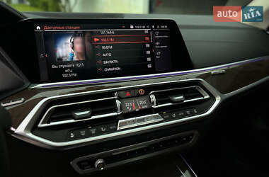 Позашляховик / Кросовер BMW X7 2019 в 