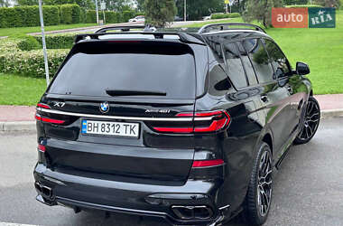 Позашляховик / Кросовер BMW X7 2019 в 