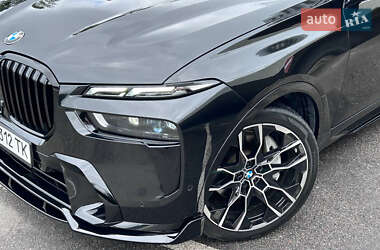 Позашляховик / Кросовер BMW X7 2019 в 