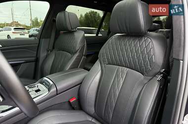Позашляховик / Кросовер BMW X7 2020 в 