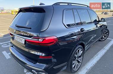 Внедорожник / Кроссовер BMW X7 2022 в 