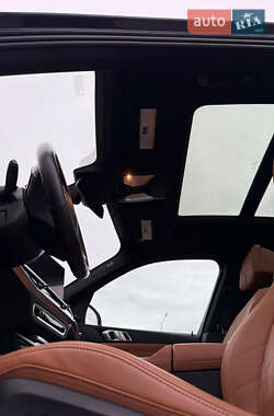 Внедорожник / Кроссовер BMW X7 2023 в 