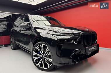 Внедорожник / Кроссовер BMW X7 2025 в 