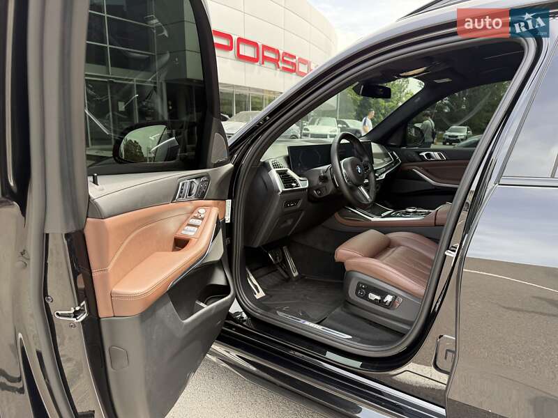Внедорожник / Кроссовер BMW X7 2023 в Днепре