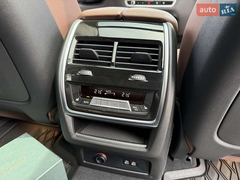 Внедорожник / Кроссовер BMW X7 2023 в Днепре