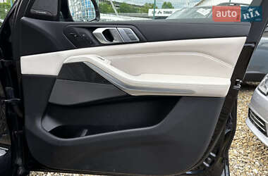 Внедорожник / Кроссовер BMW X7 2020 в 