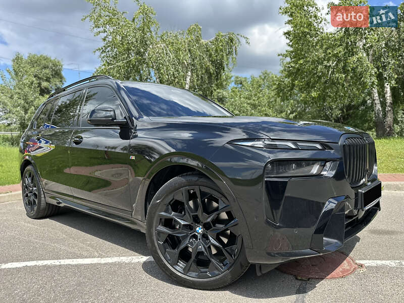 Внедорожник / Кроссовер BMW X7 2024 в Киеве