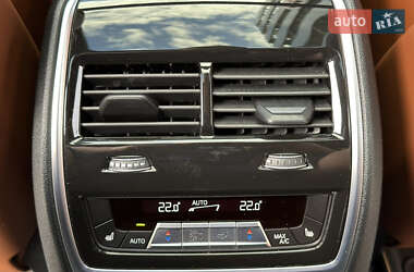 Внедорожник / Кроссовер BMW X7 2024 в 