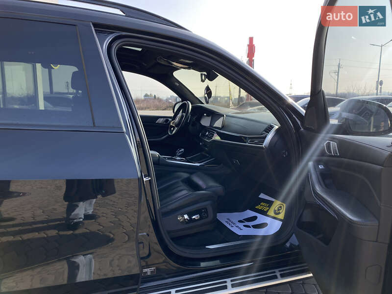 Внедорожник / Кроссовер BMW X7 2019 в Ужгороде