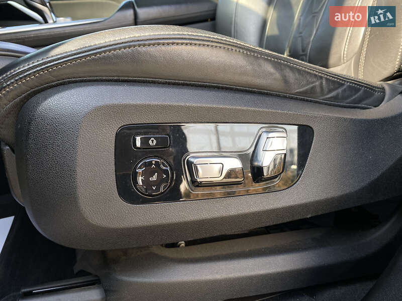 Внедорожник / Кроссовер BMW X7 2019 в Ужгороде